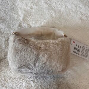 Lululemon City Essentials Nano Shoulder Bag Plush Fleece Natural Ivory Gold NWT